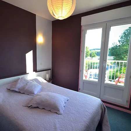 Au Bec Sale Otel